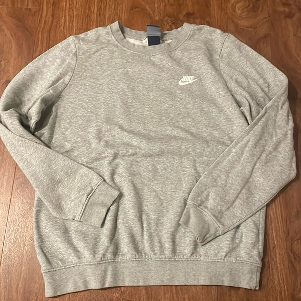 Nike Essentials Crewneck